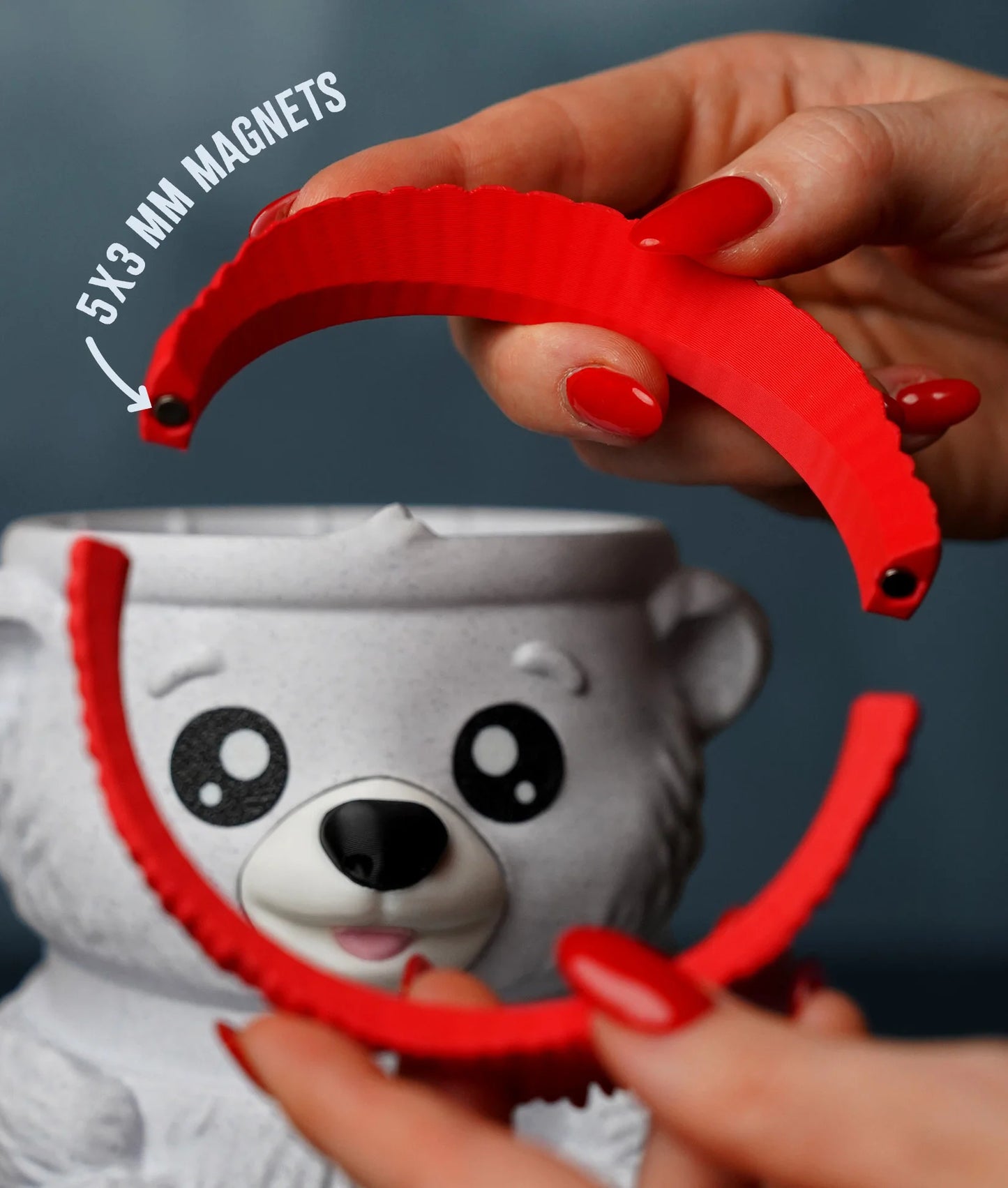 Pawblo the Polar Bear Ice Pint Holder