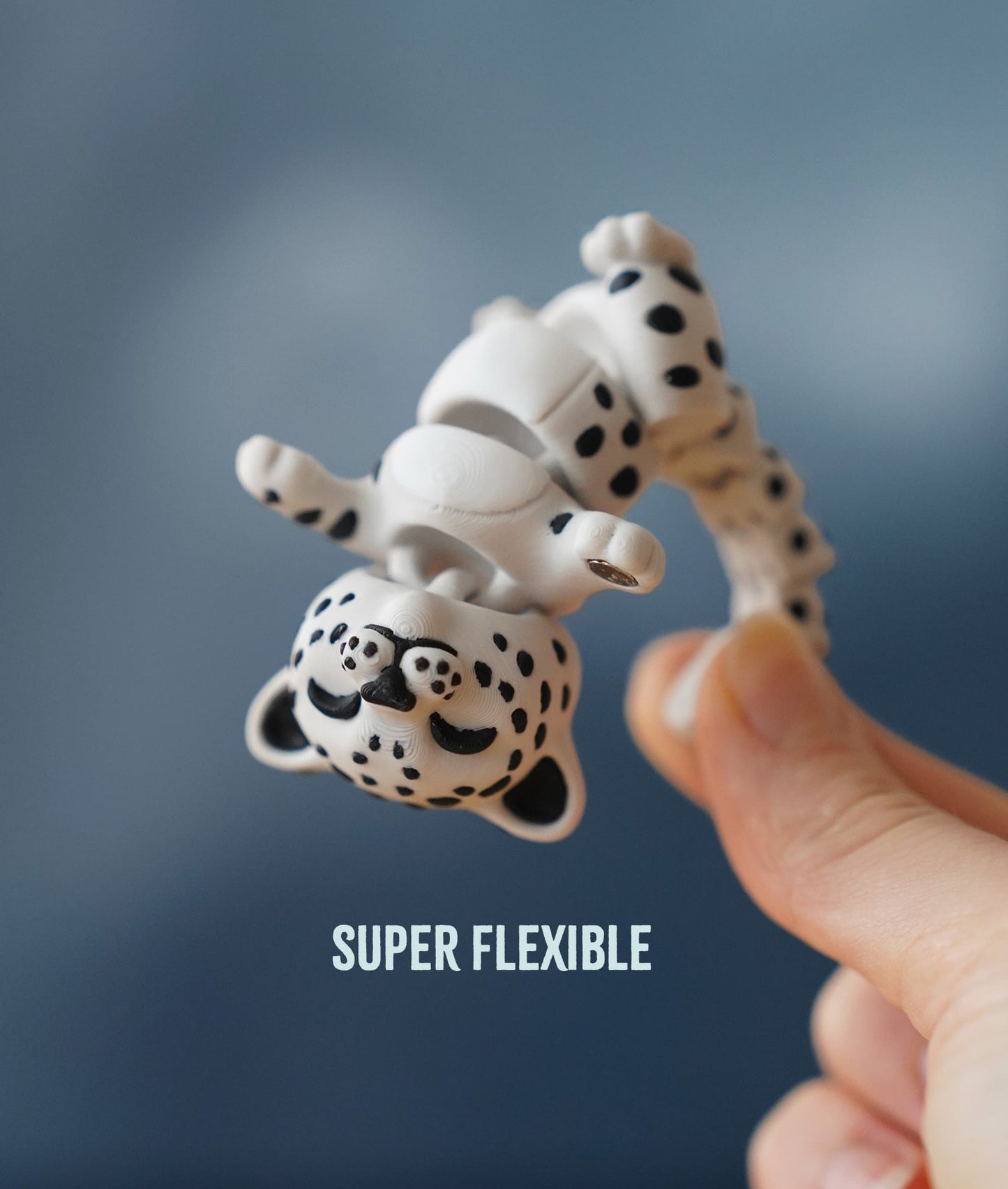 Luna the Flexi Snow Leopard